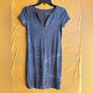 Lily Pulitzer Sophiletta Short Sleeve T-Shirt Dress
Size X-Small